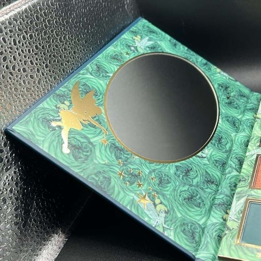Disney Tinkerbell Eyeshadow Mirror Palette - Picture 5 of 6